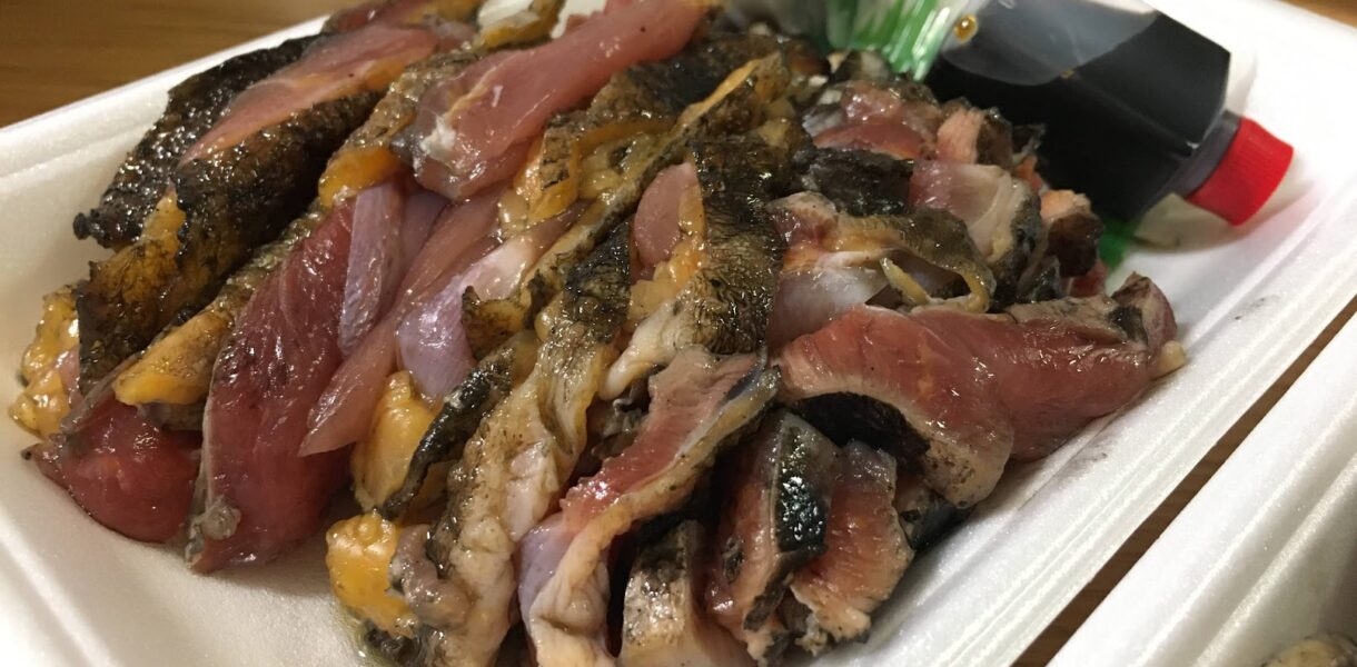 鶏専門店　鶏元の鶏刺し