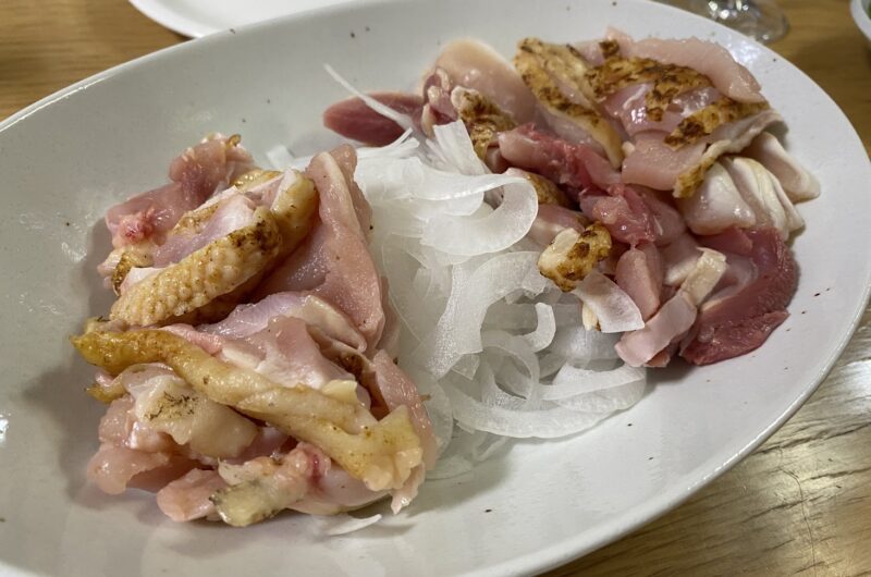 中村精肉店の鶏刺し